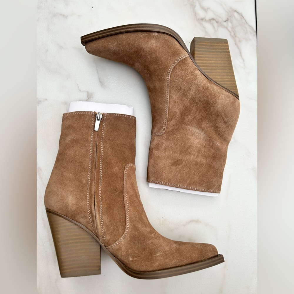 Nine West Gorgeen Block Heel Booties tan size 9 new